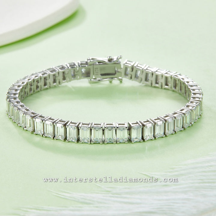 Tennis Bracelet 12ct Emerald Cut