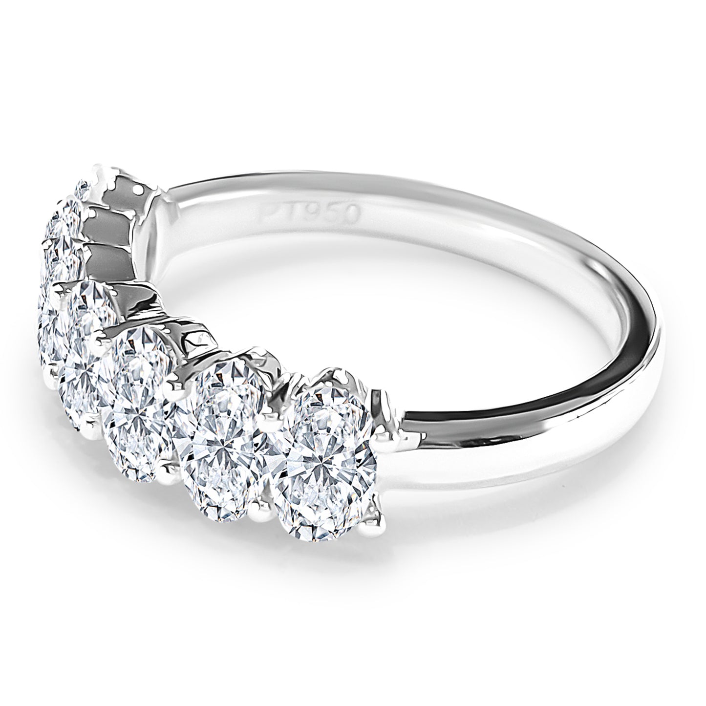 Stunning Wedding band, 2.1ct oval cut gemstones