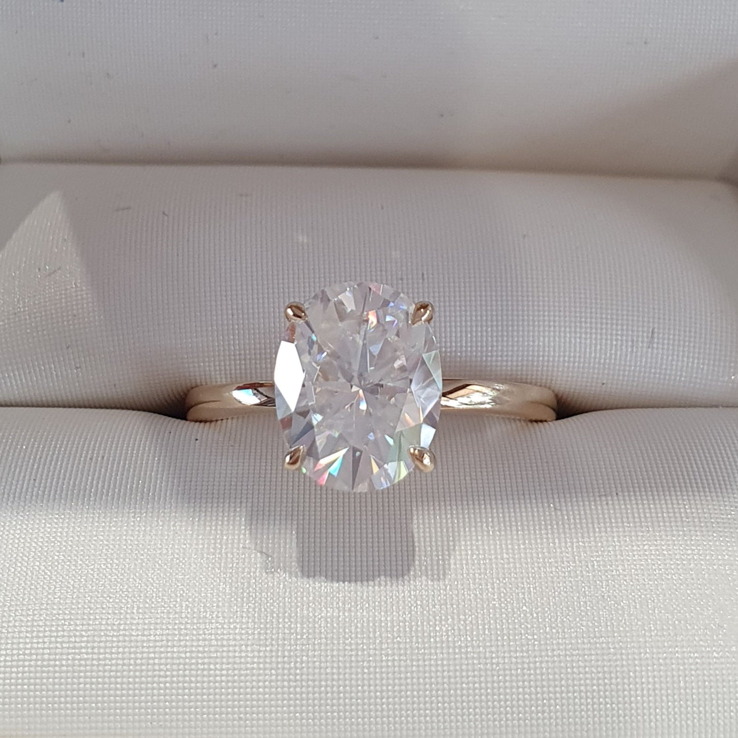 Oval 3.3ct Engagement ring