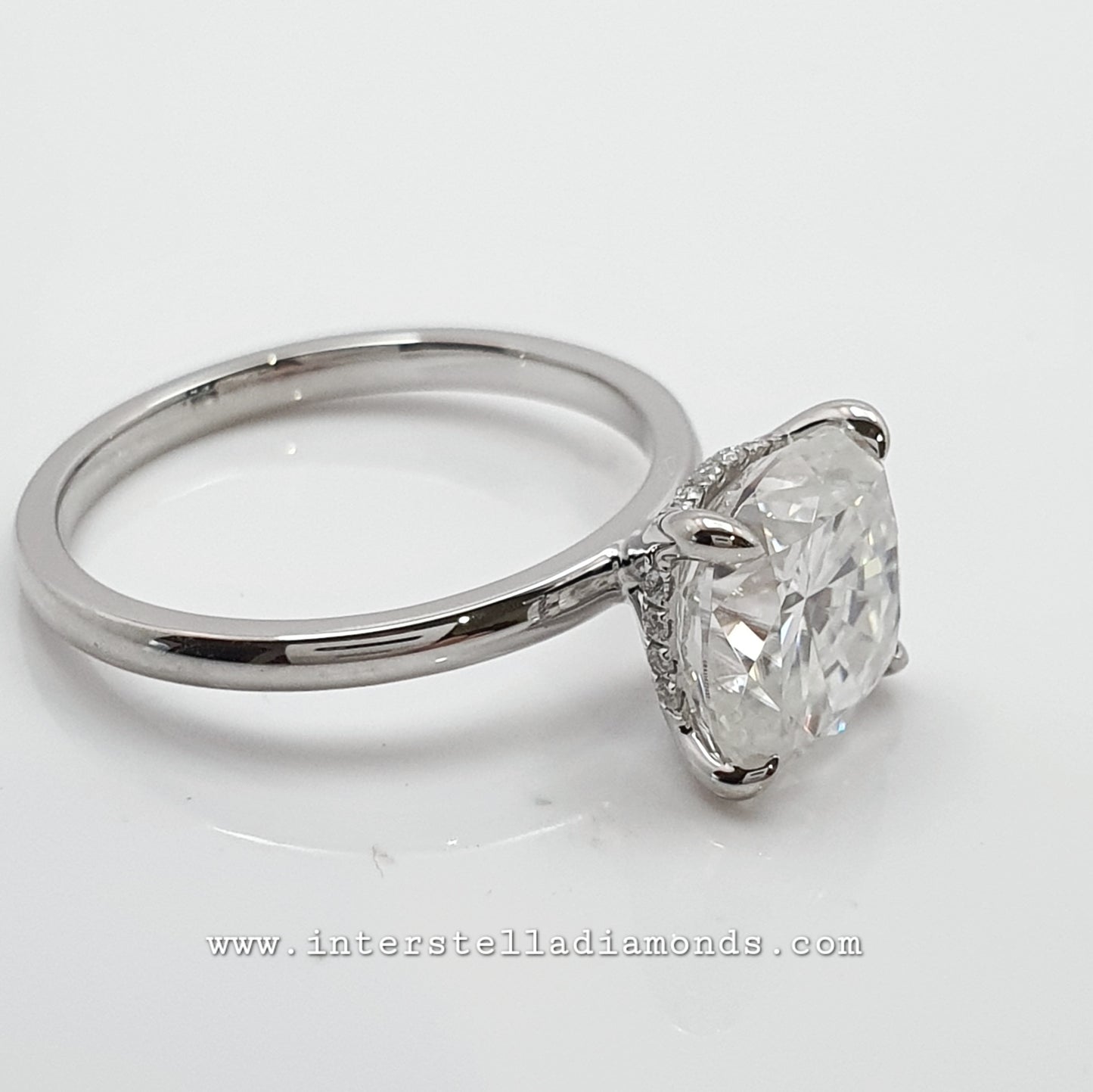 Solitaire 2.85ct Cushion Cut Engagement Ring