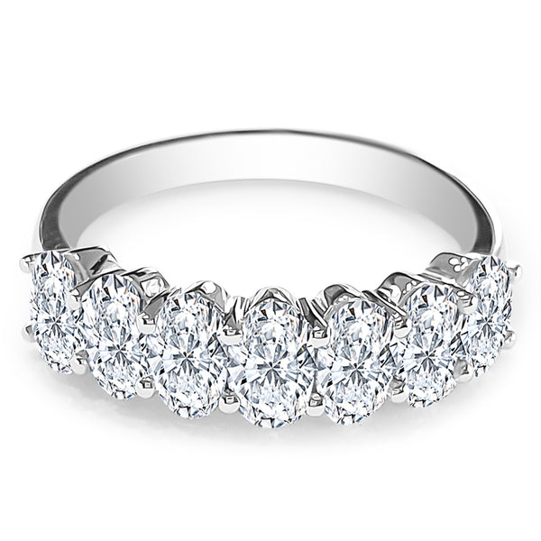 Stunning Wedding band, 2.1ct oval cut gemstones