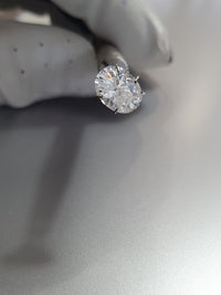 Interstella Oval Cut Moissanite view 4